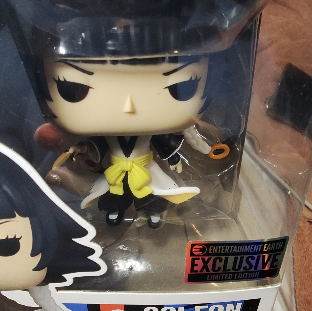 Funko Pop! Animation Soi Fon Figure - Black and White - Picture 5 of 5